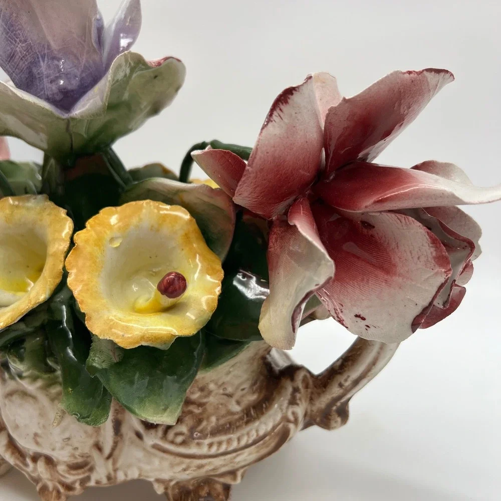 Capodimonte Italy Handcrafted Porcelain Floral Centerpiece Bowl Original Tag